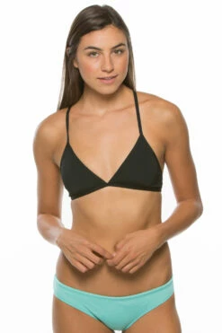 Andy Bikini Bottom - Beach