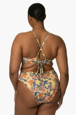 Leandra Bikini Bottom - Catalina Island 18 Leandra Bikini Bottom - Catalina Island -JOLYN Sales Surf Bottoms Leandra Print CatalinaIsland SideBack Jocelyn 0010423 29f73de5 e00e 4b5d 9c93 1cd2011745f7