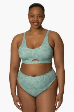 Nora Bikini Bottom - Del Mar -JOLYN Sales Surf Bottoms Nora Print DelMar Front Zarria 010423