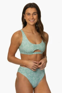 Nora Bikini Bottom - Del Mar -JOLYN Sales Surf Bottoms Nora Print DelMar SideFront MiaClark 011623