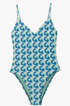 Juana Surf One Piece - Dana Point 19 Juana Surf One Piece - Dana Point -JOLYN Sales Surf Onesies Juana Print Danapoint Flatlay Front Jocelyn 010423
