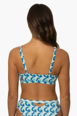 Amelia Bikini Top - Dana Point -JOLYN Sales Surf Tops Amelia Print DanaPoint Back MiaClark 011623