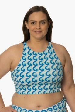 Gwen Bikini Top - Dana Point 17 Gwen Bikini Top - Dana Point -JOLYN Sales Surf Tops Gwen Print DanaPoint Front AdrianaK 011923