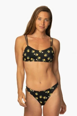 Hossegor Bikini Bottom - Lemon Drop 7 Hossegor Bikini Bottom - Lemon Drop -JOLYN Sales Swim Bottoms Hossegor Print Lemon Drop LEMONDROP Front TiaSurf MiskaSykora 021023