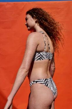 Kelia Bikini Bottom - Pacific -JOLYN Sales Swim Bottoms Kelia Prints Pacific Back Side Model1 JSD2.23 Lifestyle