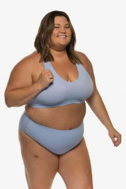 Aster Bikini Top - Sky -JOLYN Sales Swim Bottoms Natia Solid Sky Front Carly 060922