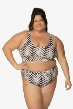 Nora Bikini Bottom - Pacific -JOLYN Sales Swim Bottoms Nora Prints Pacific Front CarlyCompton JSD2.23 021023
