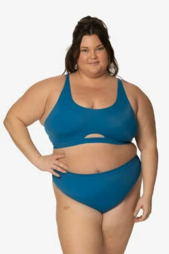 Nora Bikini Bottom - Huntington -JOLYN Sales Swim Bottoms Nora Solids Huntington Front CarlyCompton JSD2.23 021023