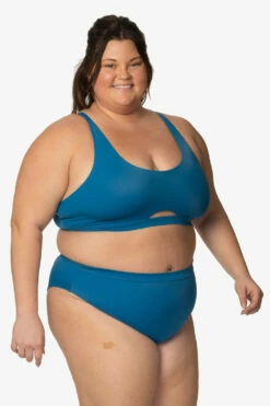 Amelia Bikini Top - Huntington -JOLYN Sales Swim Tops Amelia Solids Huntington Front Side CarlyCompton JSD2.23 021023