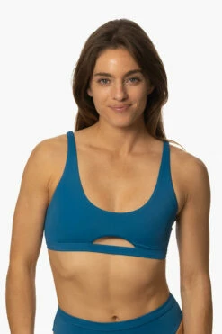 Amelia Bikini Top - Huntington -JOLYN Sales Swim Tops Amelia Solids Huntington Front MichelleMason JSD2.23 030723