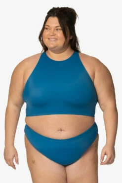 Gwen Bikini Top - Huntington -JOLYN Sales Swim Tops Gwen Solids Huntington Front CarlyCompton JSD2.23 021023