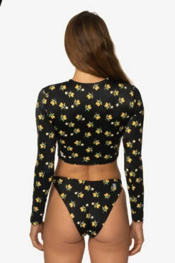 Taranaki Long Sleeved Crop Cut-Out Rashie - Lemon Drop 7 Taranaki Long Sleeved Crop Cut-Out Rashie - Lemon Drop -JOLYN Sales Swim Tops Taranaki Print Lemon Drop LEMONDROP Back TiaSurf MiskaSykora 021023