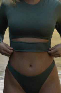 Taranaki Long Sleeved Crop Cut-Out Rashie - Eucalyptus