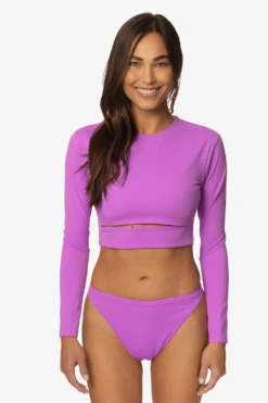 Taranaki Long Sleeved Crop Cut-Out Rashie - Dreamer 8 Taranaki Long Sleeved Crop Cut-Out Rashie - Dreamer -JOLYN Sales Swim Bottoms Halaweia Print Dreamer Front LisaDillon 040323